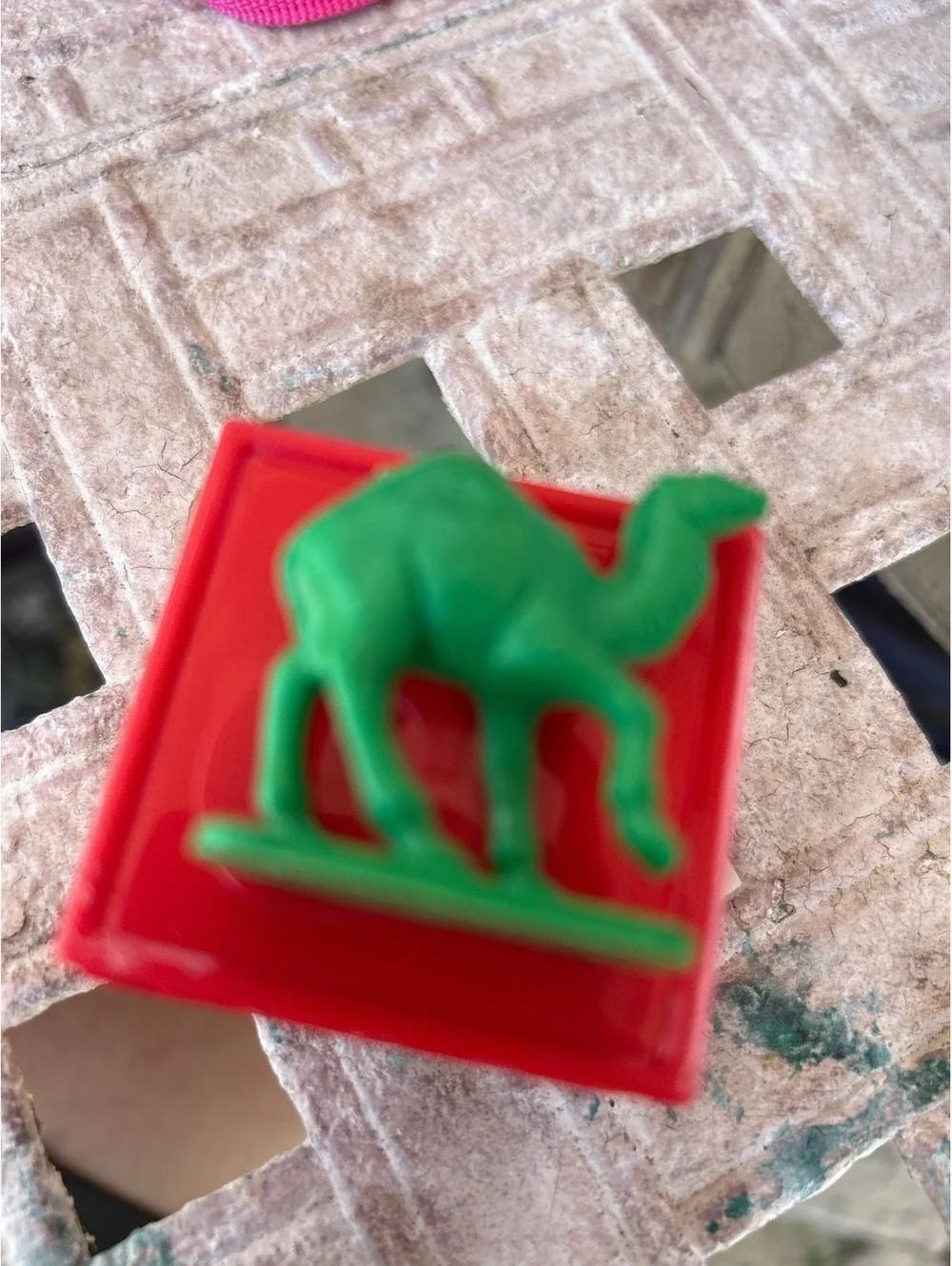 Tupperware replacement C with camel